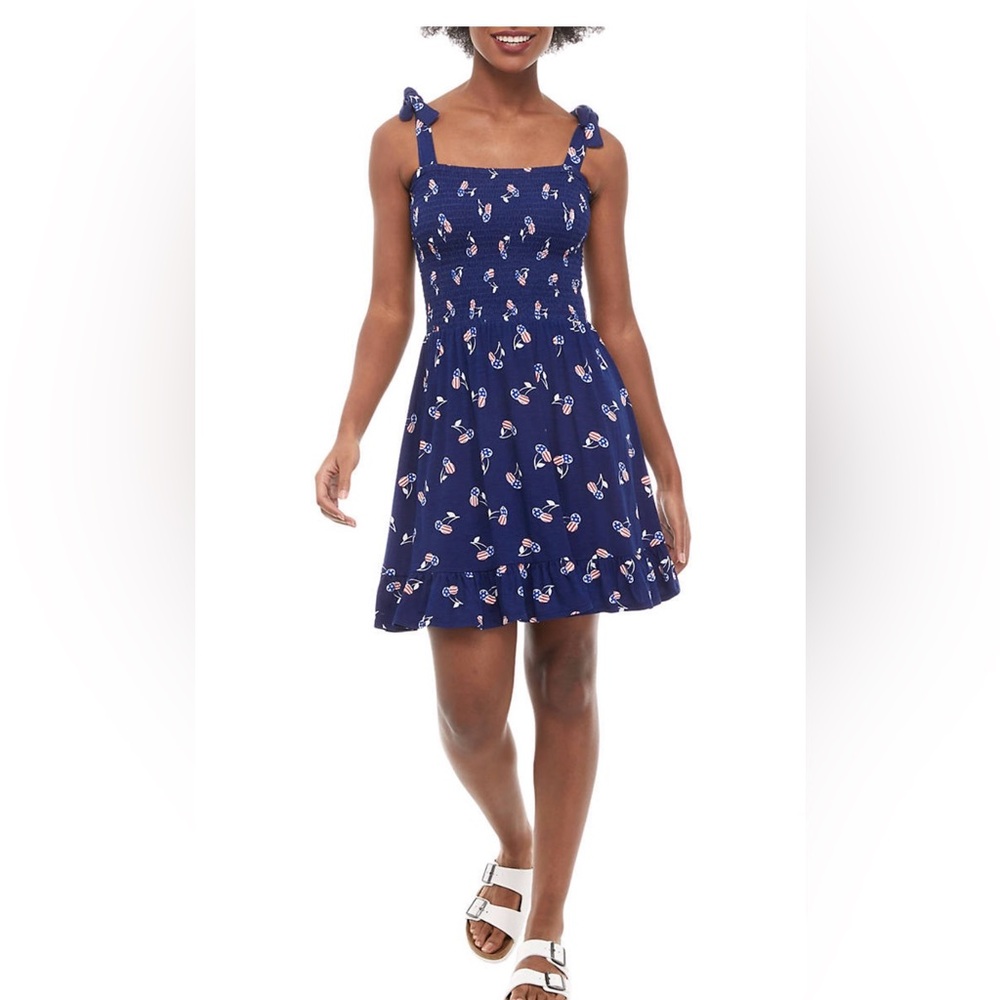 Cabana by crown and Ivy juniors smoke knit dress